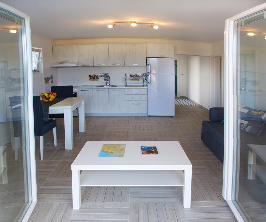 Apartmani Tivat Kaludjerovic Chambre photo